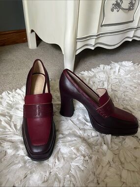 Liverpool Two-Tone Burgundy Platform Heel Loafers
